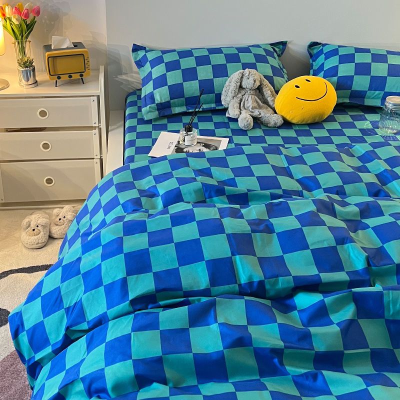 Abstract Chessboard | Bedding Set with Minimalistic Design | Soft Polyester Duvet Covers for Stylish Comfort