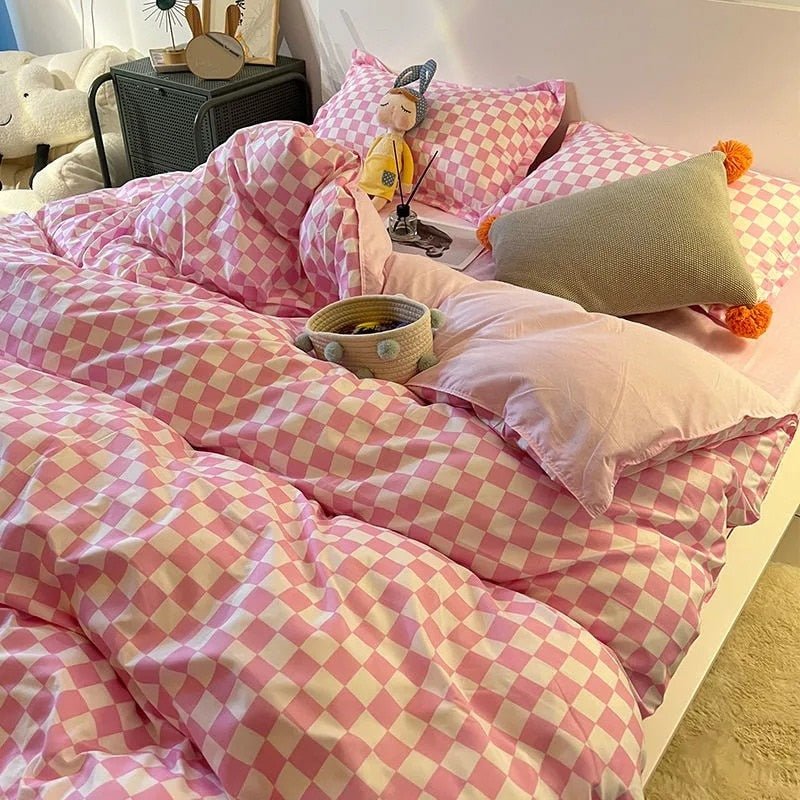 Abstract Chessboard | Bedding Set with Minimalistic Design | Soft Polyester Duvet Covers for Stylish Comfort