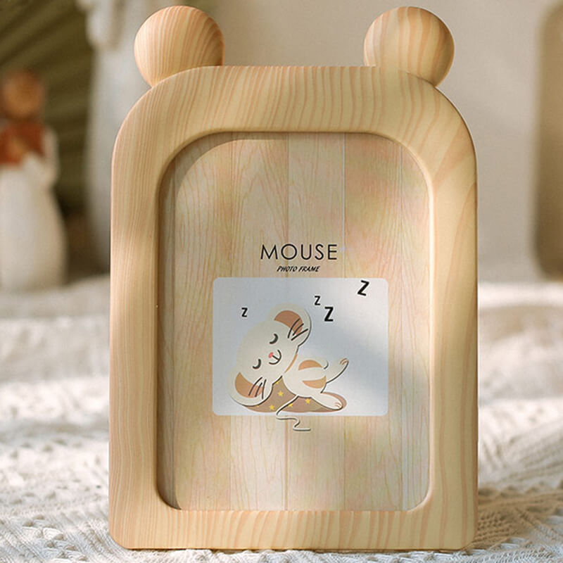 Artistic Animal Picture Frame | Unique Tier Shape Design for Joyful Decor
