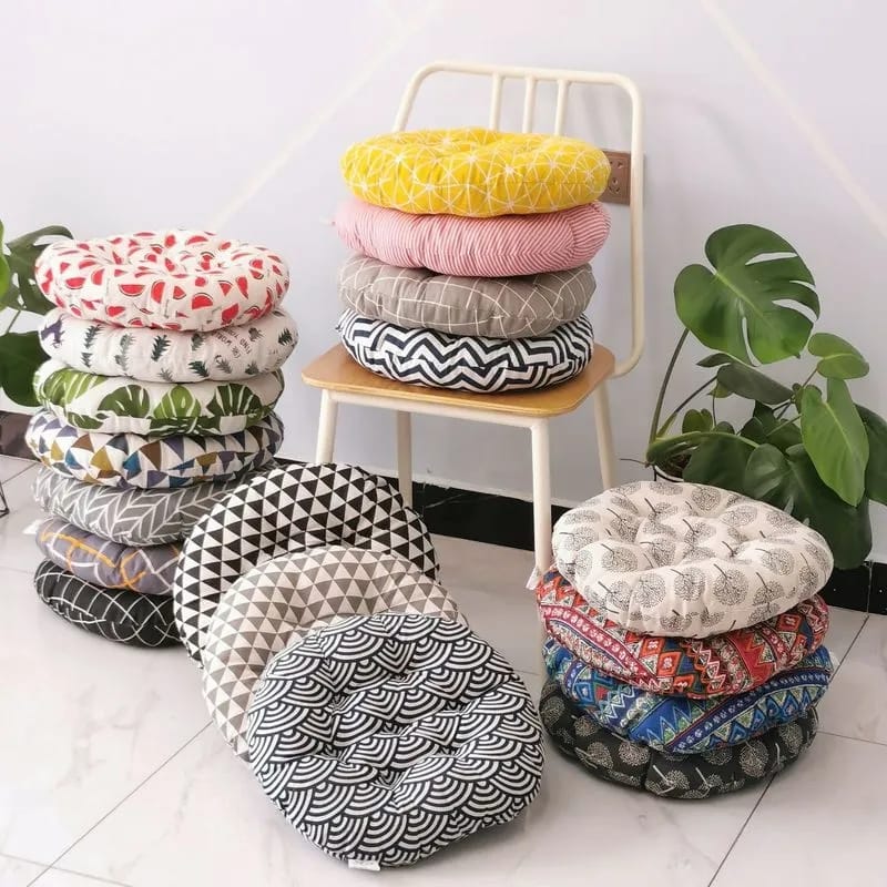 BowLift | Modern Accent Chair with Fashionable Cushions | Stylish Living Room Chairs for Ultimate Comfort