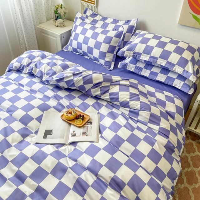Checked Bedding Set | Duvet Covers with Stylish Design | Soft Polyester for Cozy Bedrooms