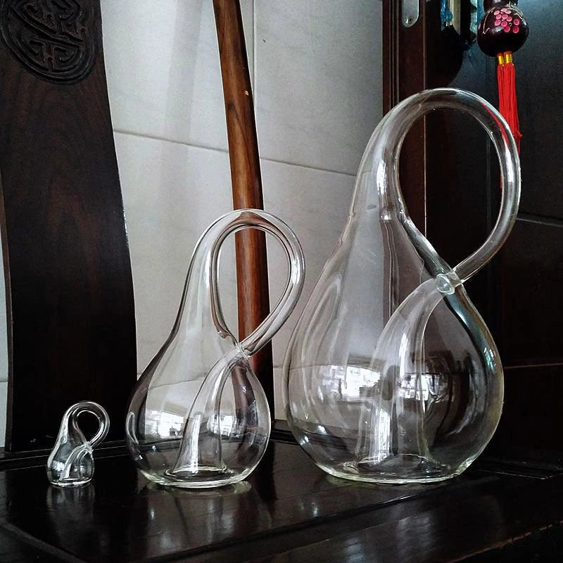 DecoScience | Glass Water Bottle with Innovative Absorption Mechanism | Unique Postmodern Design for Scientific Curiosity