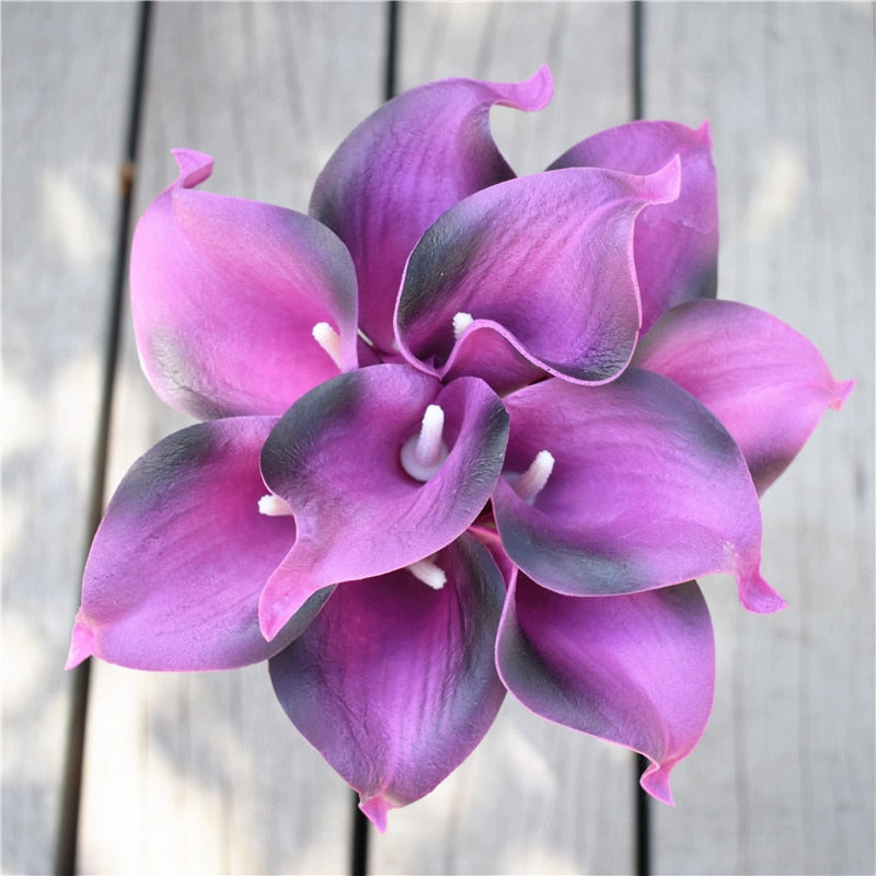 Elegant Calla Lily Flower Bouquet with Real Touch Design | Stunning Marine Blue Decor for Weddings and Events