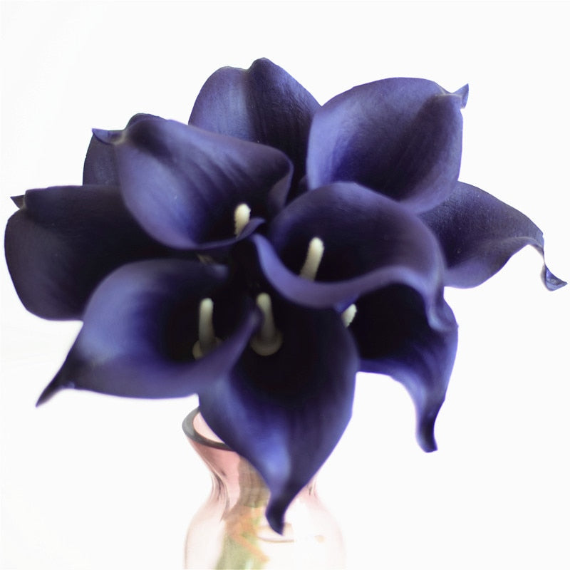 Elegant Calla Lily Flower Bouquet with Real Touch Design | Stunning Marine Blue Decor for Weddings and Events