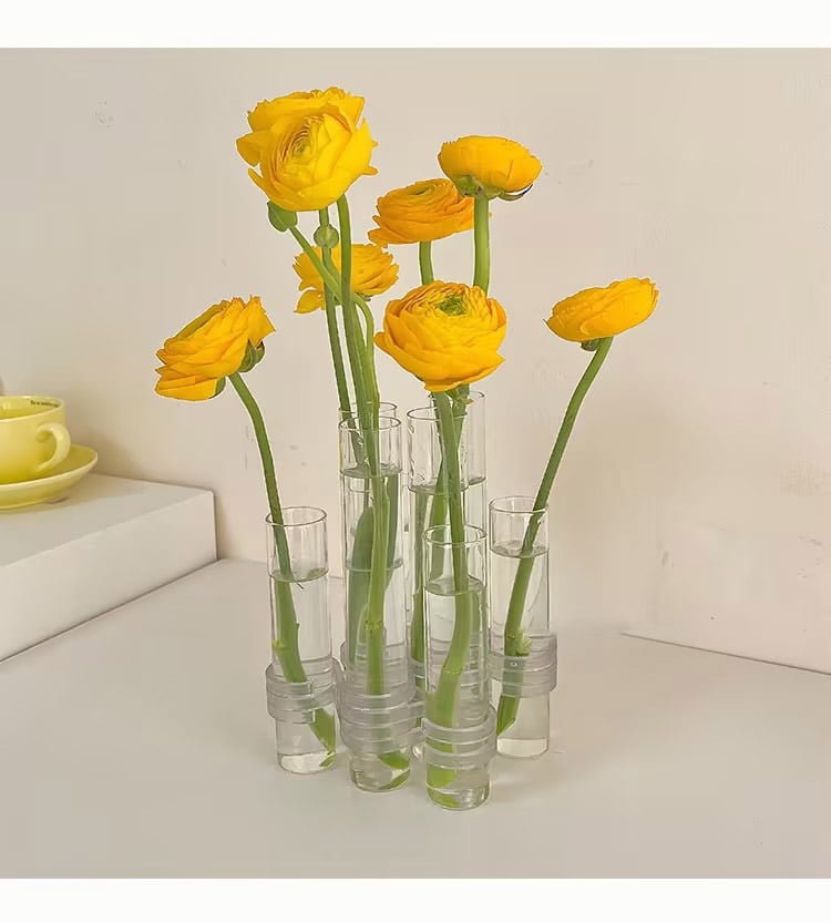 Flexible Flower Vase | Adjustable Glass Design for Unique Floral Arrangements