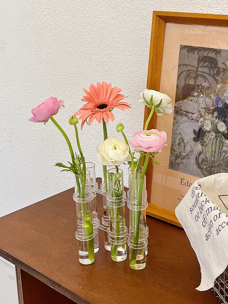 Flexible Flower Vase | Adjustable Glass Design for Unique Floral Arrangements