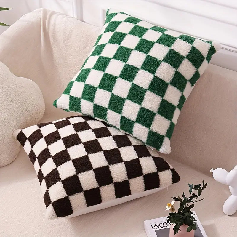 Luxurious Faux Fur Pillowcase | Checkerboard Design for Cozy Elegance