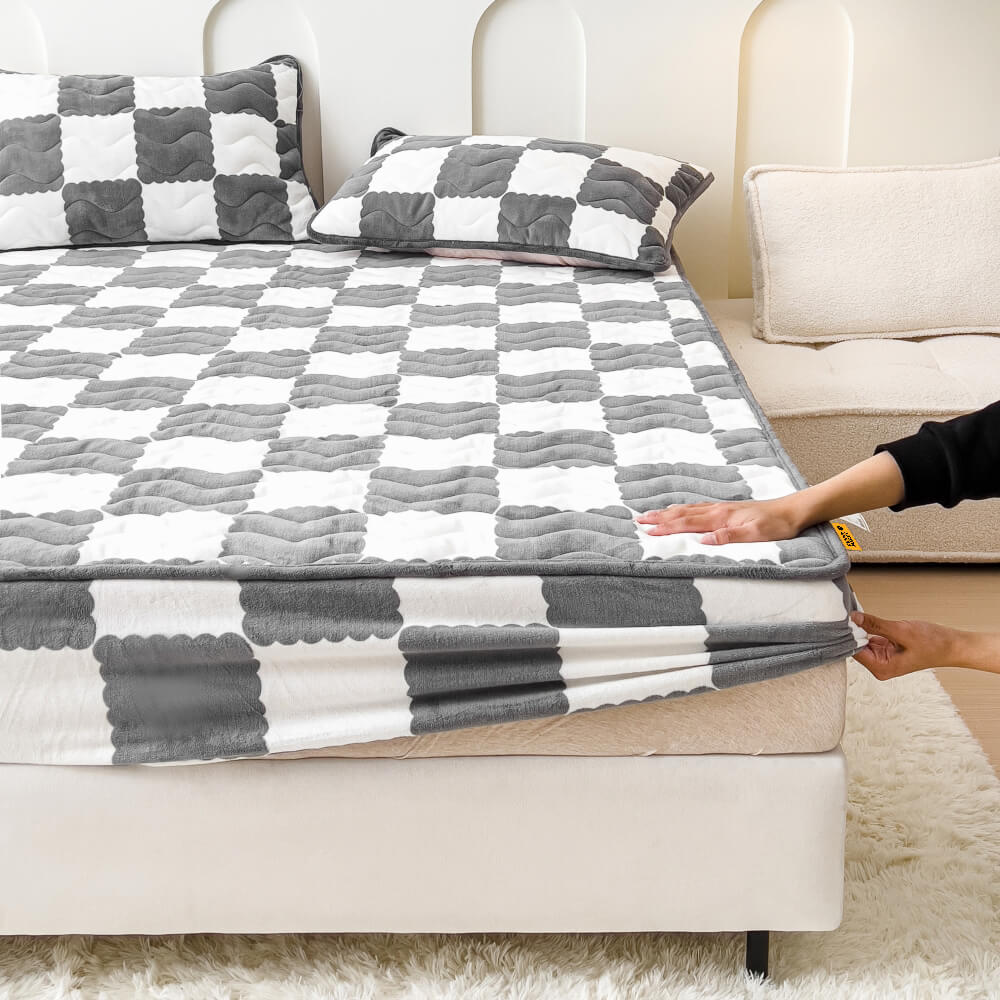 Luxurious Velvet Fitted Bed Sheet with Chic Checked Design for Ultimate Comfort