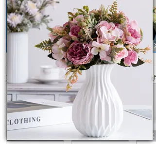 Modern Flower Vase | Decorative Plastic Design with Chic Aesthetics | Perfect for Home Decor or Wedding Arrangements