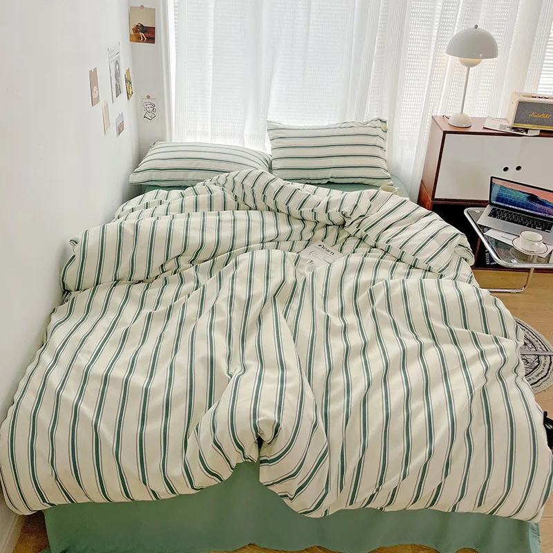 Nordic Stripes | Bedding Set with Soft Cotton Duvet Cover & Pillowcases | Cozy Scandinavian Style for Comfortable Sleep