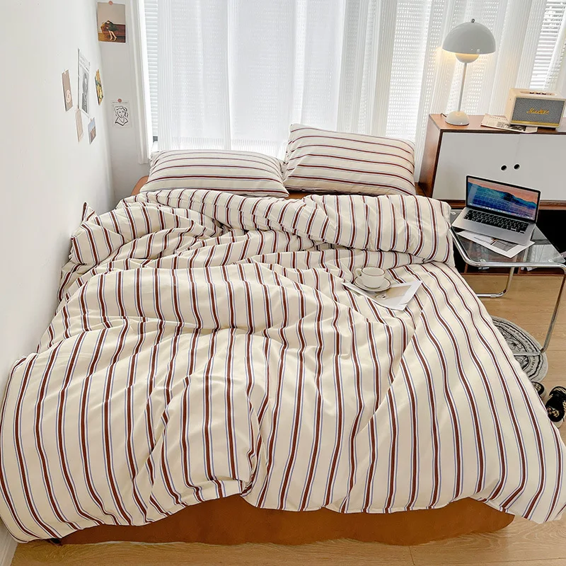 Nordic Stripes | Bedding Set with Soft Cotton Duvet Cover & Pillowcases | Cozy Scandinavian Style for Comfortable Sleep