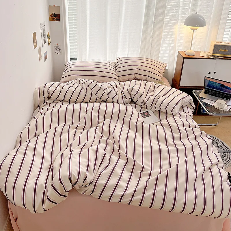 Nordic Stripes | Bedding Set with Soft Cotton Duvet Cover & Pillowcases | Cozy Scandinavian Style for Comfortable Sleep