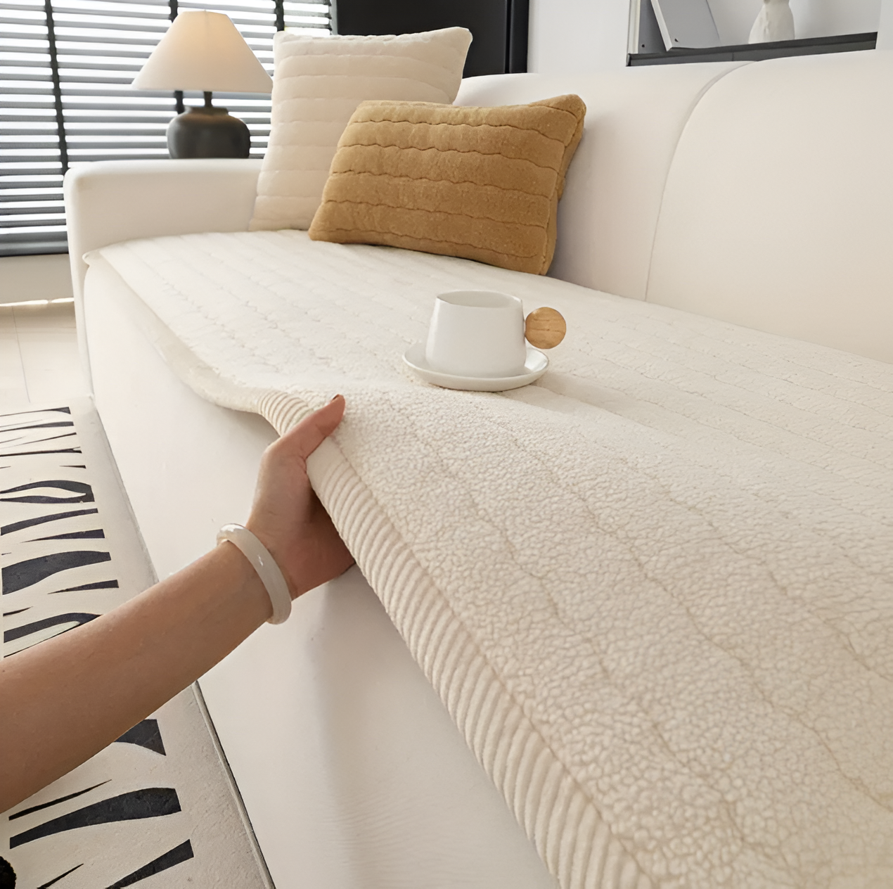 PolyesPlush | Non-Slip Sofa Cover with Pet-Resistant Design | Stylish Protection for Clean Furniture