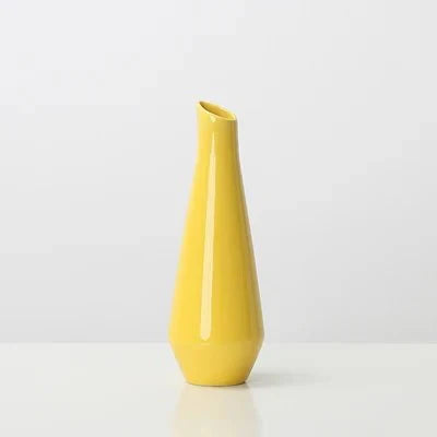 Vibrant Porcelain Flower Vase with Modern Design for Elegant Home Decor